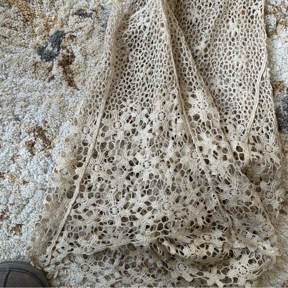 Suzy Shier Crochet Tank - Picture 5 of 10